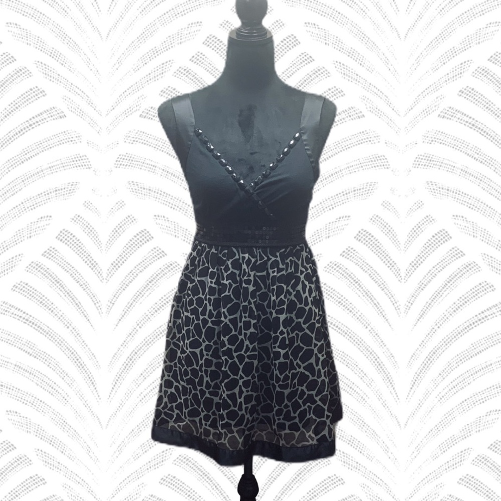V Christina Black Baby Doll Empire Flirty Dress